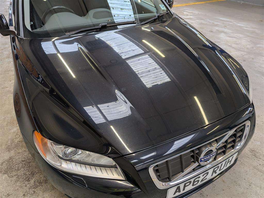 <p>2013 VOLVO V70 SE LUX T5 AUTO</p>