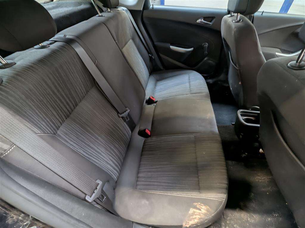 <p>2010 VAUXHALL ASTRA EXCLUSIV 98</p>