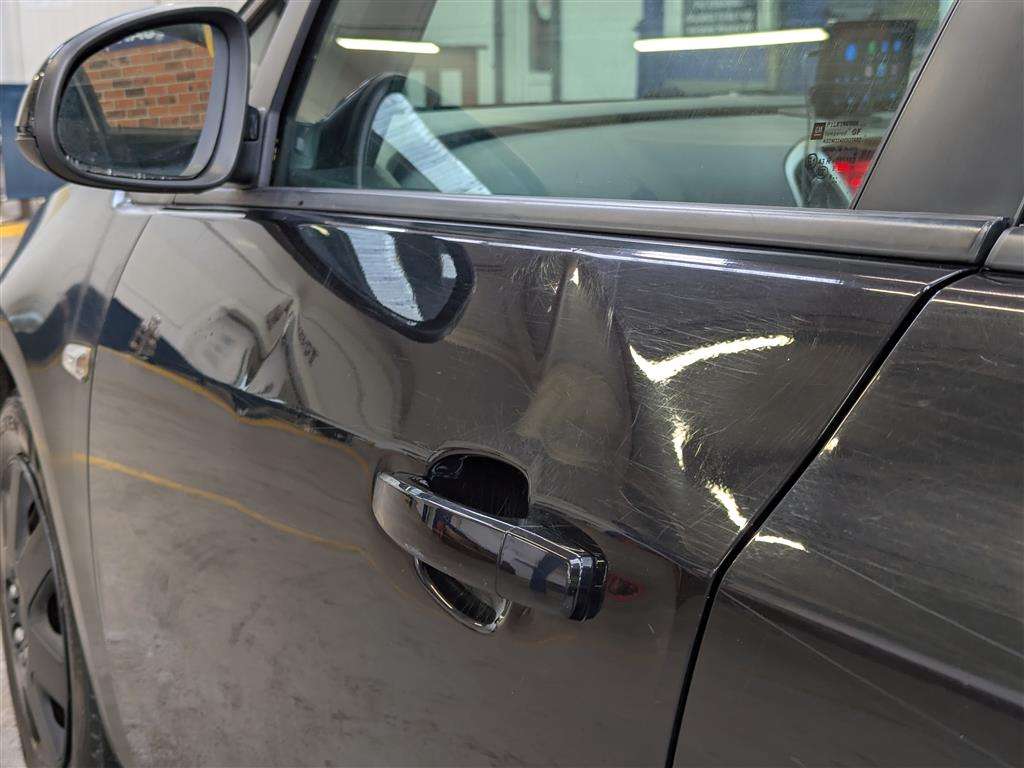 <p>2010 VAUXHALL ASTRA EXCLUSIV 98</p>