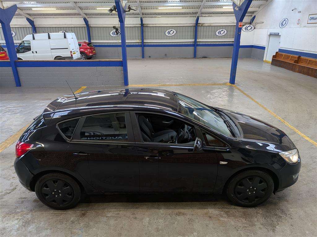 <p>2010 VAUXHALL ASTRA EXCLUSIV 98</p>