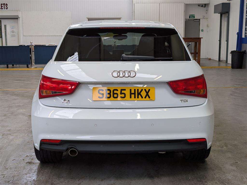 <p>2015 AUDI A1 SPORT TDI</p>