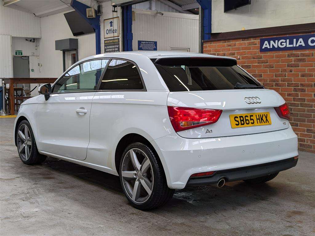 <p>2015 AUDI A1 SPORT TDI</p>