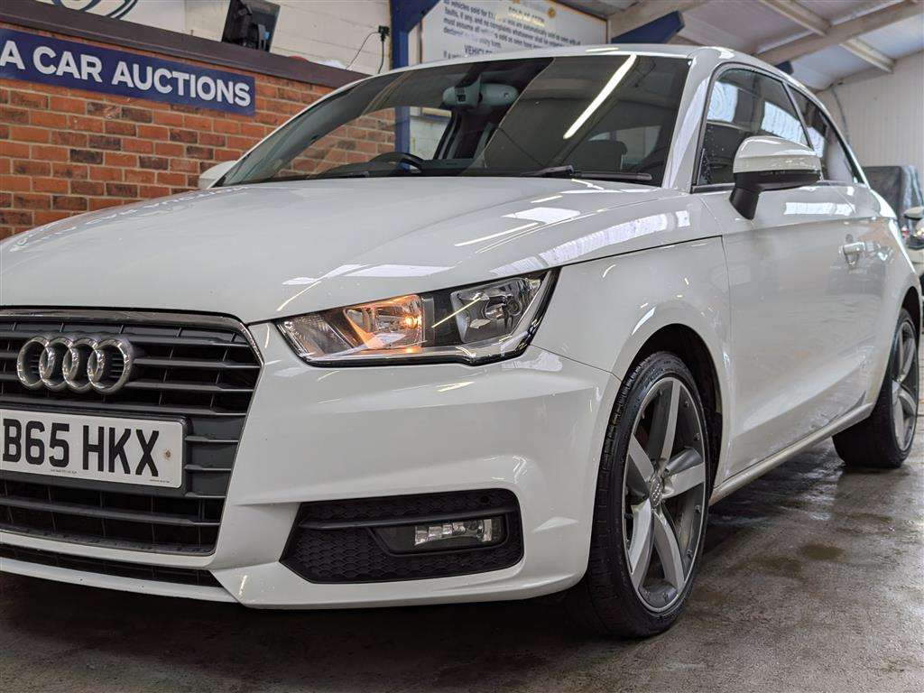 <p>2015 AUDI A1 SPORT TDI</p>