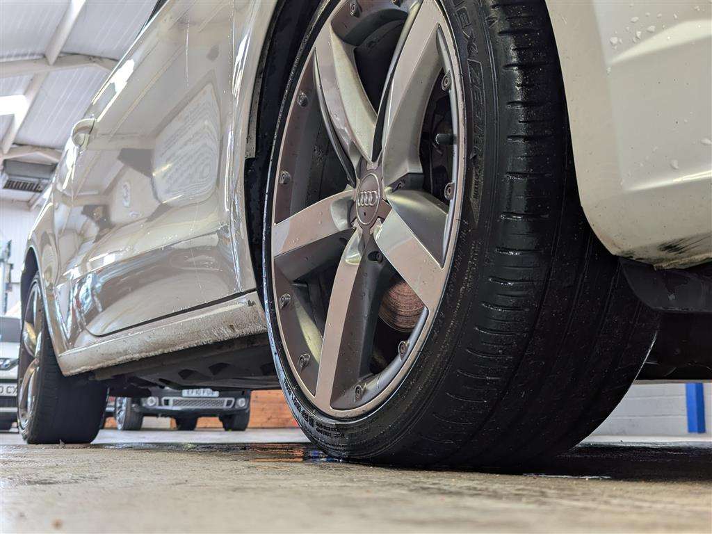 <p>2015 AUDI A1 SPORT TDI</p>