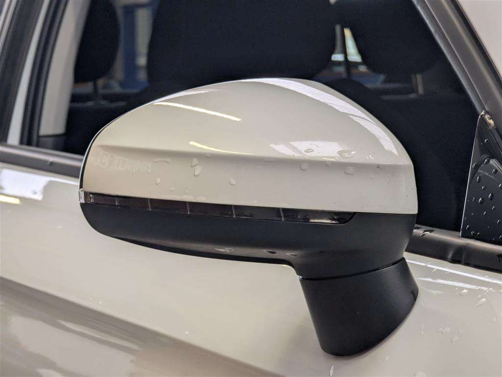 <p>2015 AUDI A1 SPORT TDI</p>