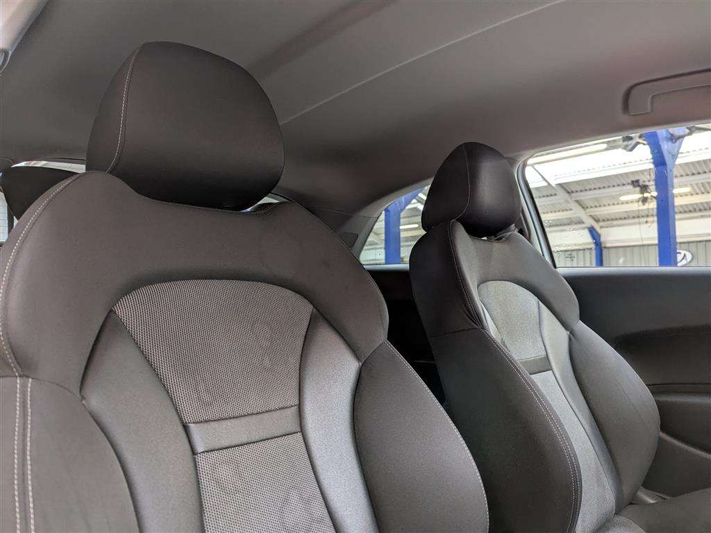 <p>2015 AUDI A1 SPORT TDI</p>