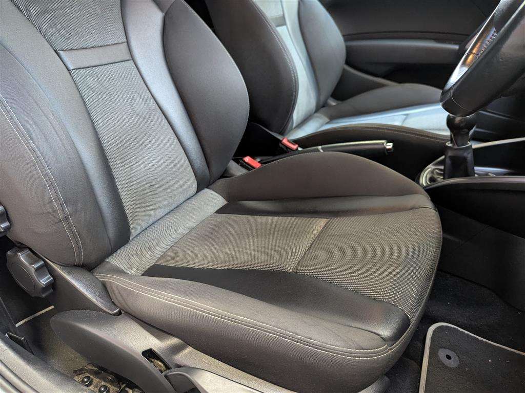 <p>2015 AUDI A1 SPORT TDI</p>