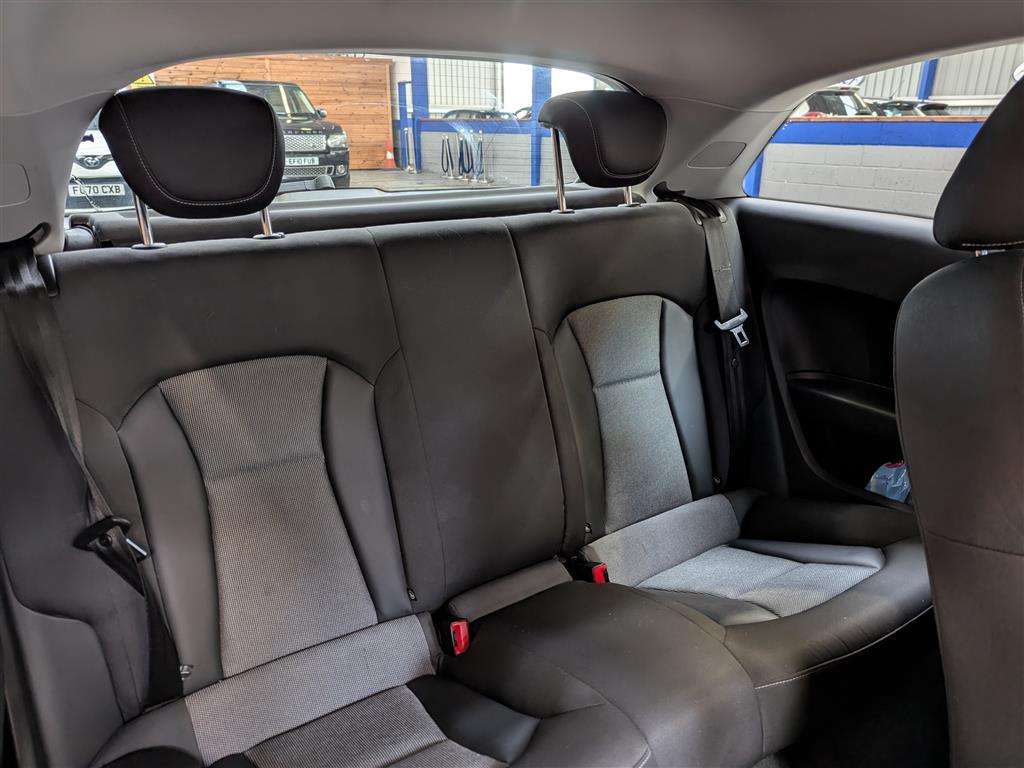 <p>2015 AUDI A1 SPORT TDI</p>