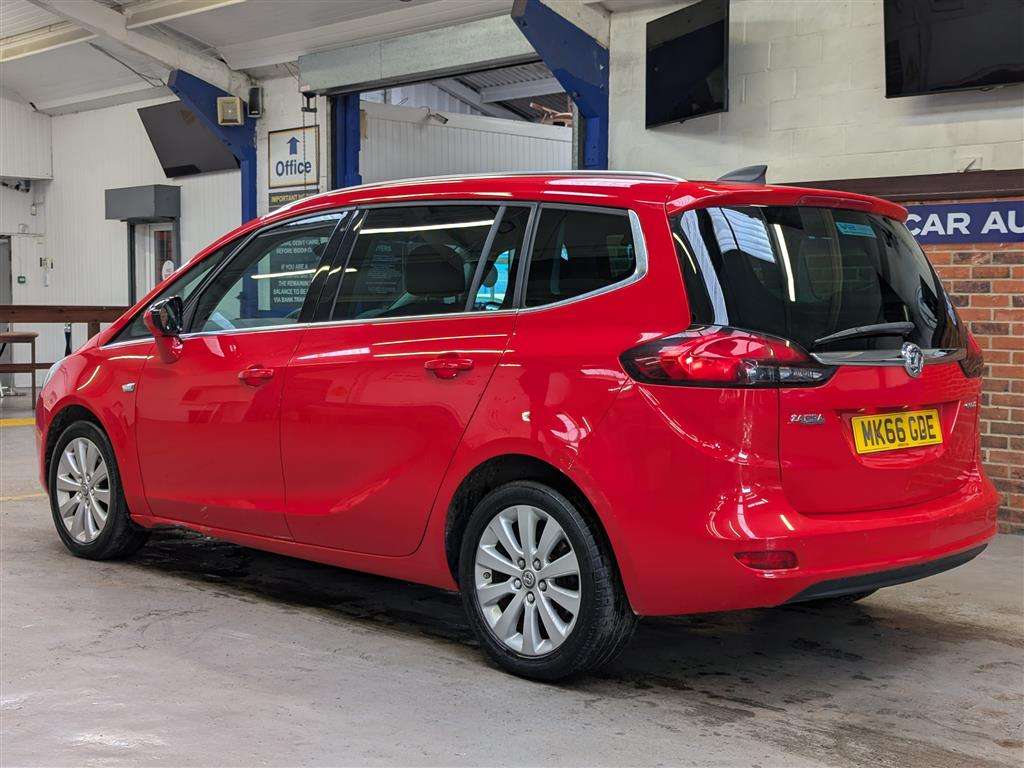 <p>2016 VAUXHALL ZAFIRA TOURER T-L CDTI EF</p>