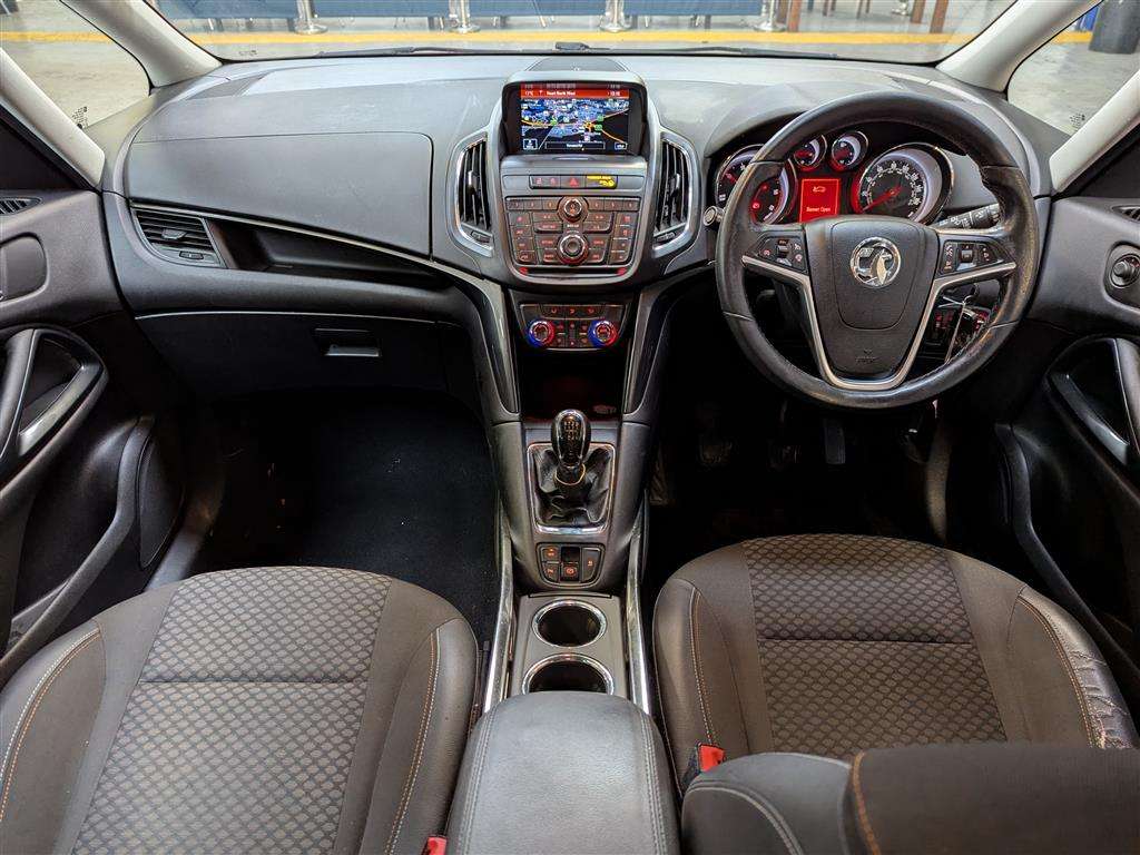 <p>2016 VAUXHALL ZAFIRA TOURER T-L CDTI EF</p>