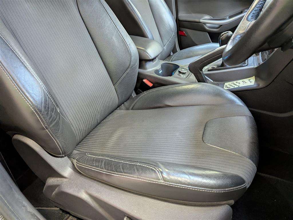 <p>2011 FORD FOCUS TITANIUM X TURBO</p>