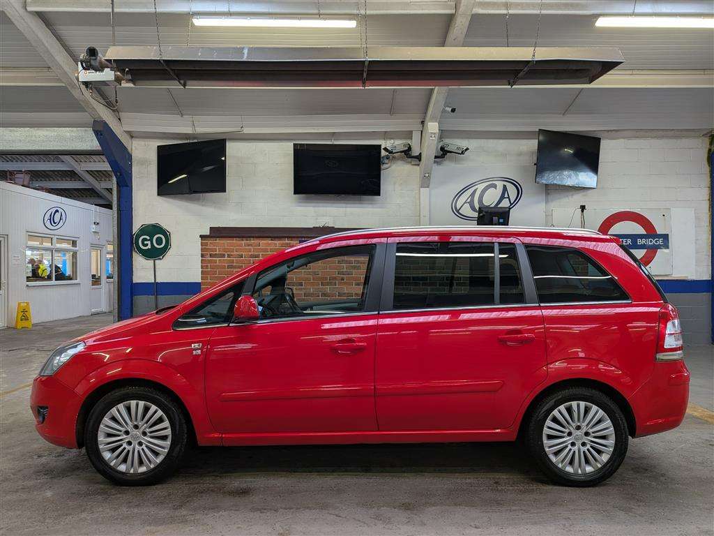 <p>2011 VAUXHALL ZAFIRA EXCITE CDTI ECOFLE</p>