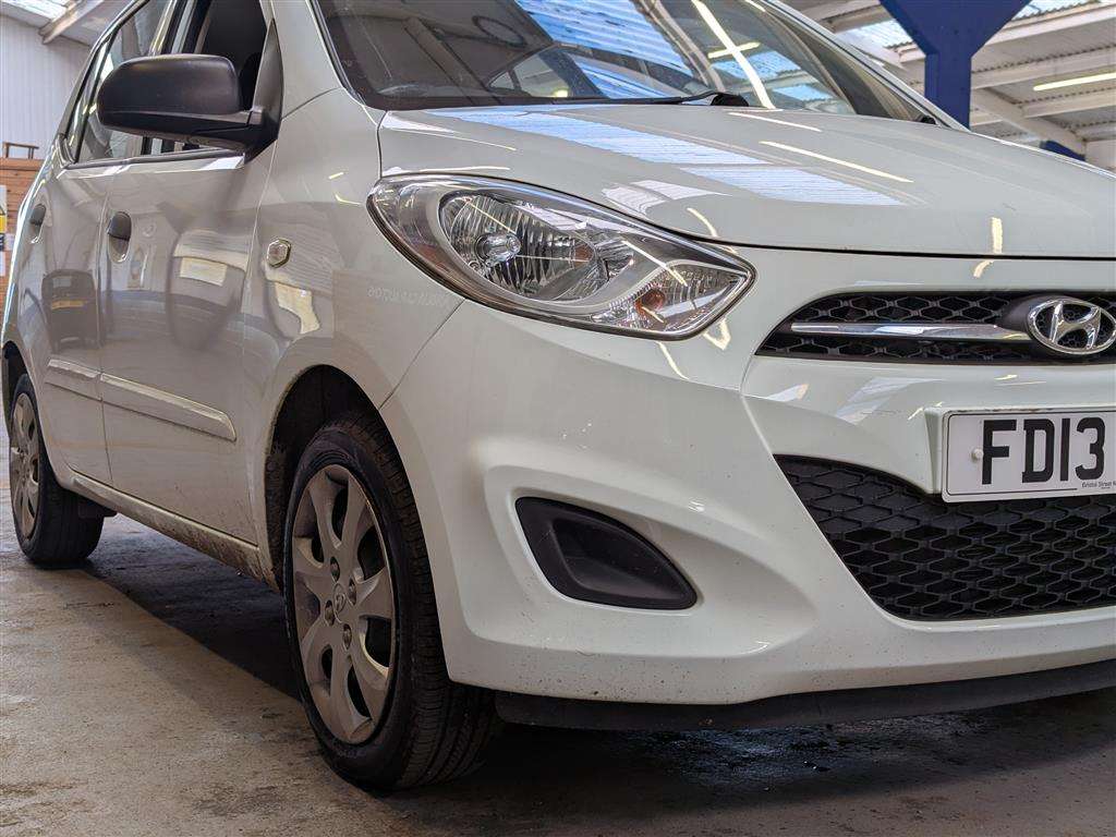 <p>2013 HYUNDAI I10 CLASSIC</p>