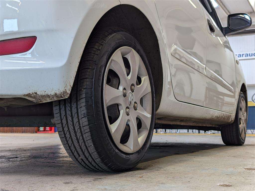 <p>2013 HYUNDAI I10 CLASSIC</p>