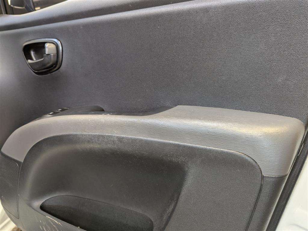 <p>2013 HYUNDAI I10 CLASSIC</p>