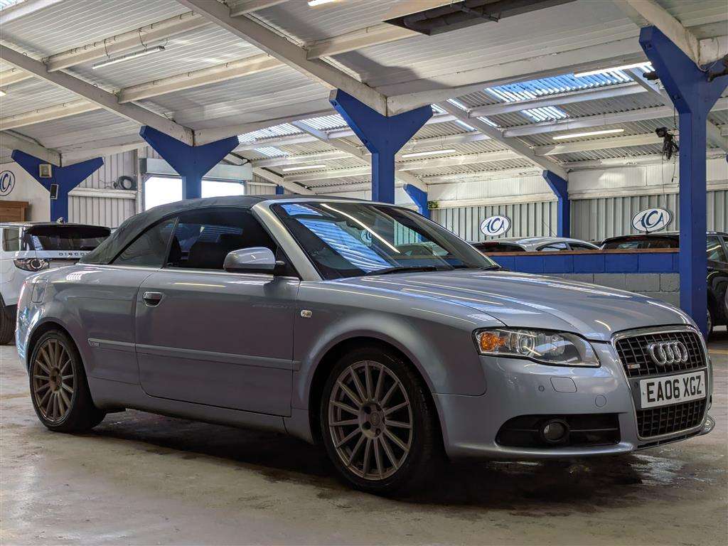 <p>2006 AUDI A4 S LINE FSI AUTO</p>