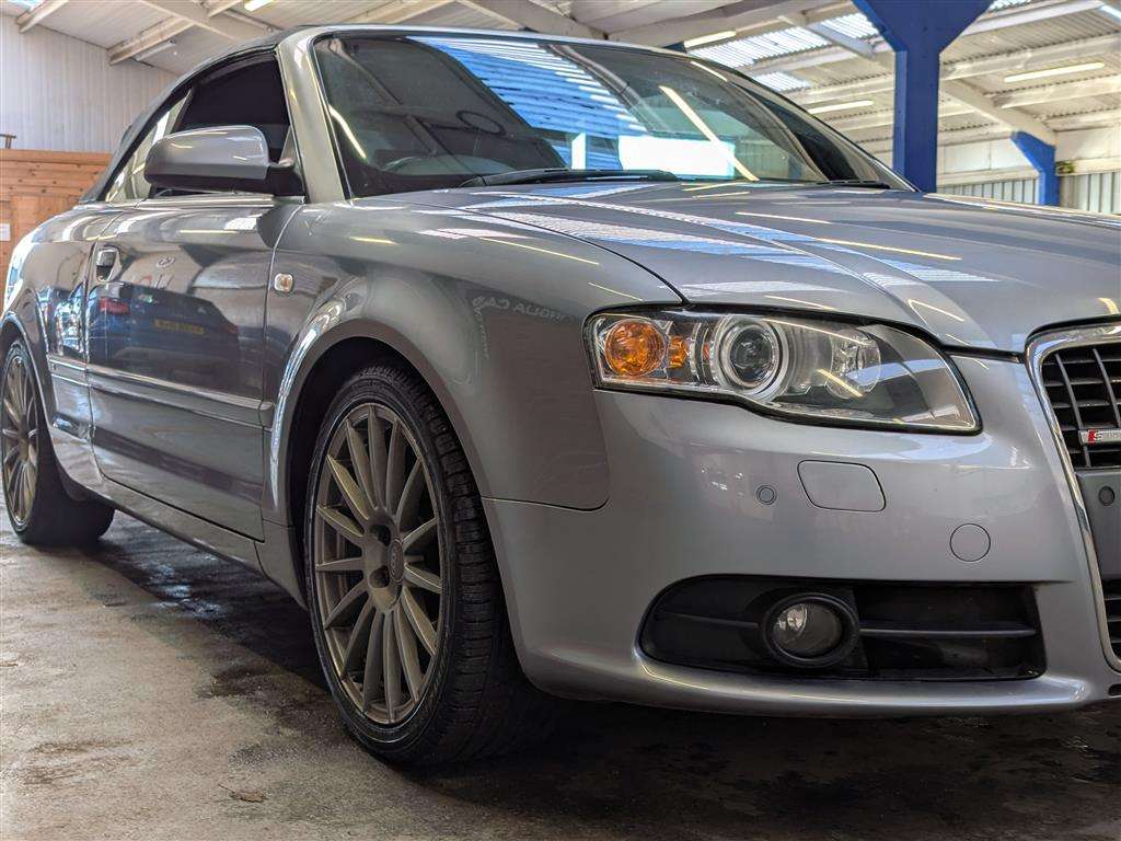 <p>2006 AUDI A4 S LINE FSI AUTO</p>