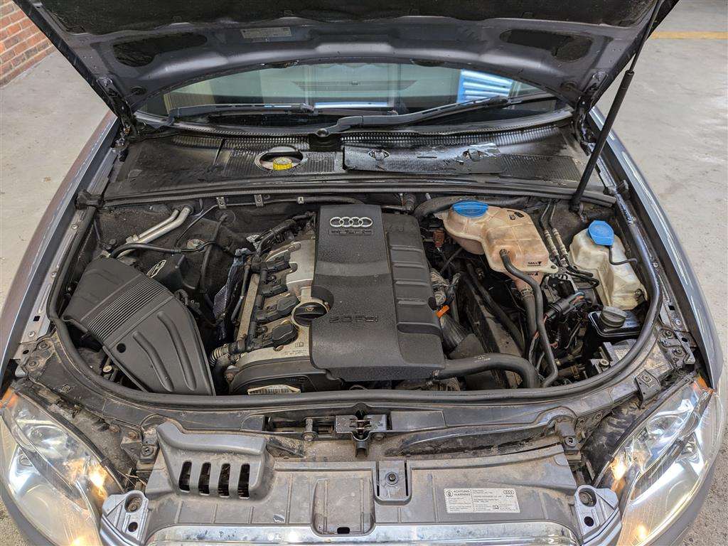 <p>2006 AUDI A4 S LINE FSI AUTO</p>