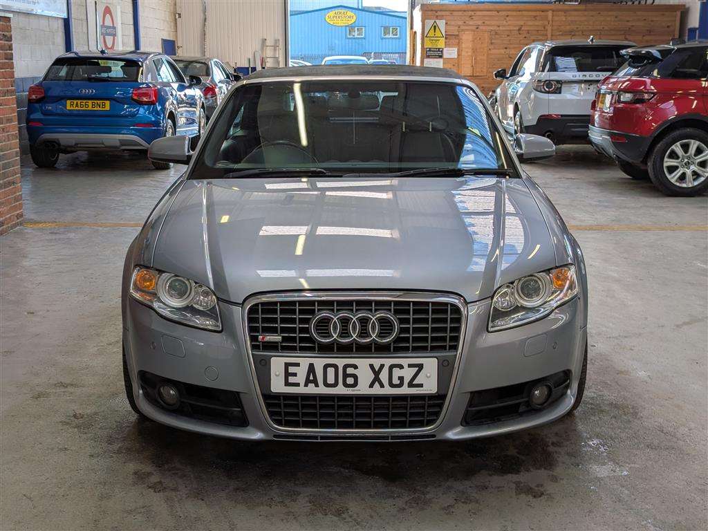 <p>2006 AUDI A4 S LINE FSI AUTO</p>