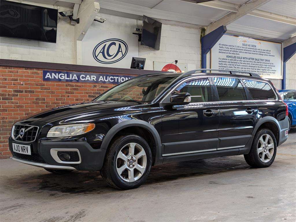 <p>2010 VOLVO XC70 SE AWD D5 AUTO</p>