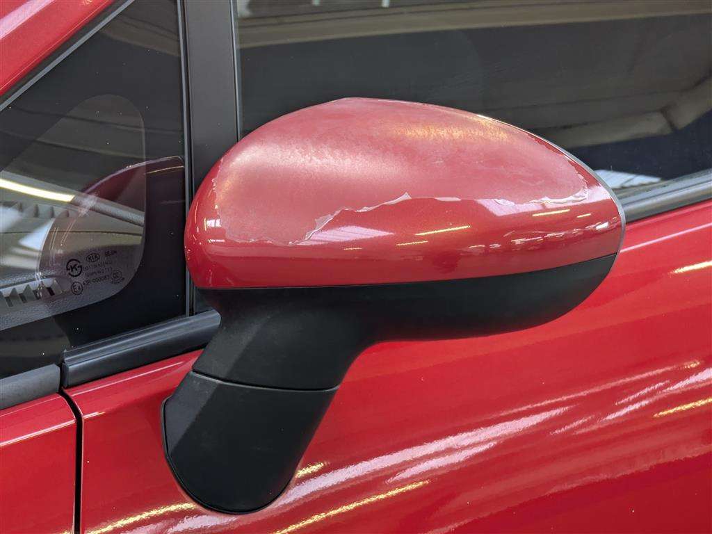 <p>2014 KIA RIO VR7</p>