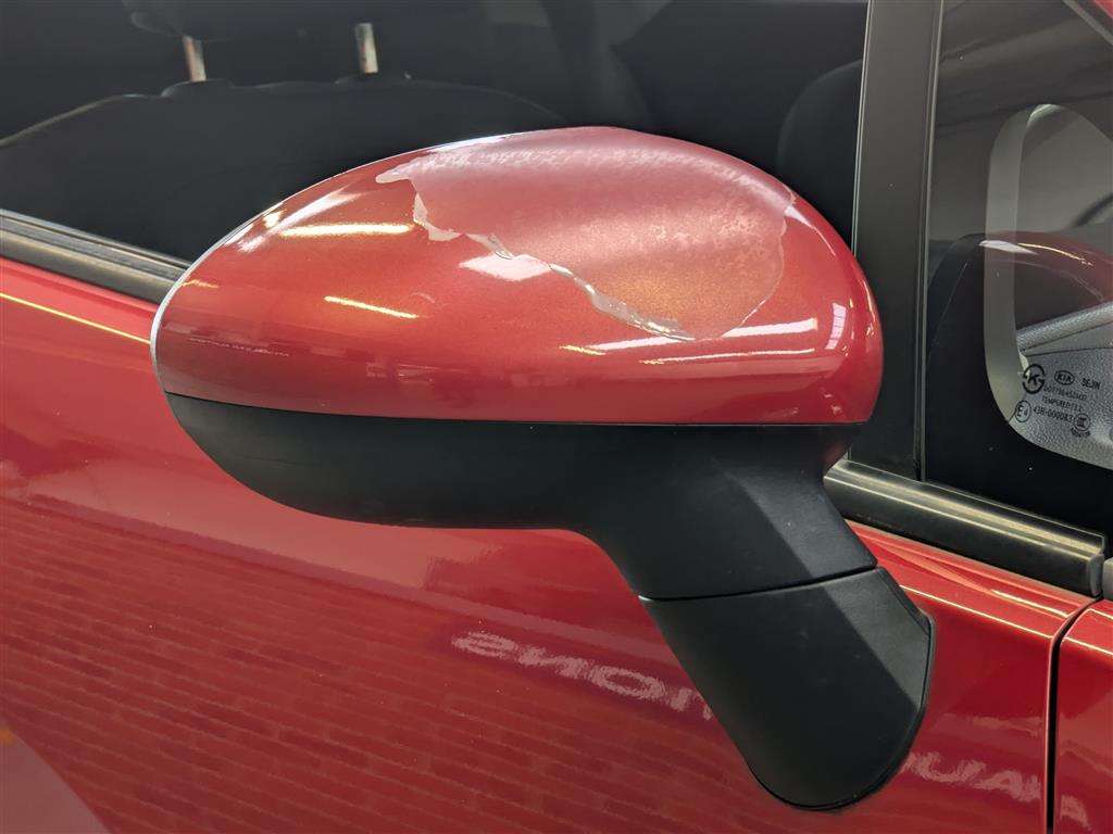 <p>2014 KIA RIO VR7</p>