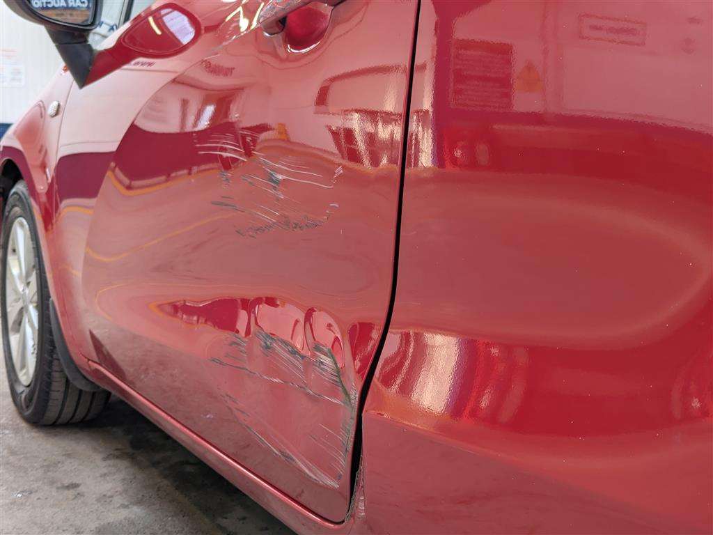 <p>2014 KIA RIO VR7</p>