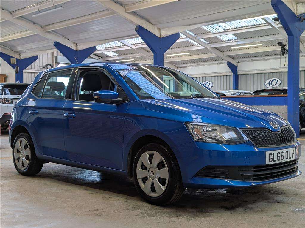 <p>2016 SKODA FABIA S MPI</p>