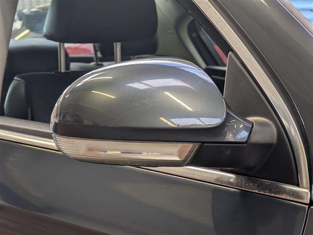 <p>2010 VOLKSWAGEN PASSAT HIGHLINE+ TDI 140</p>