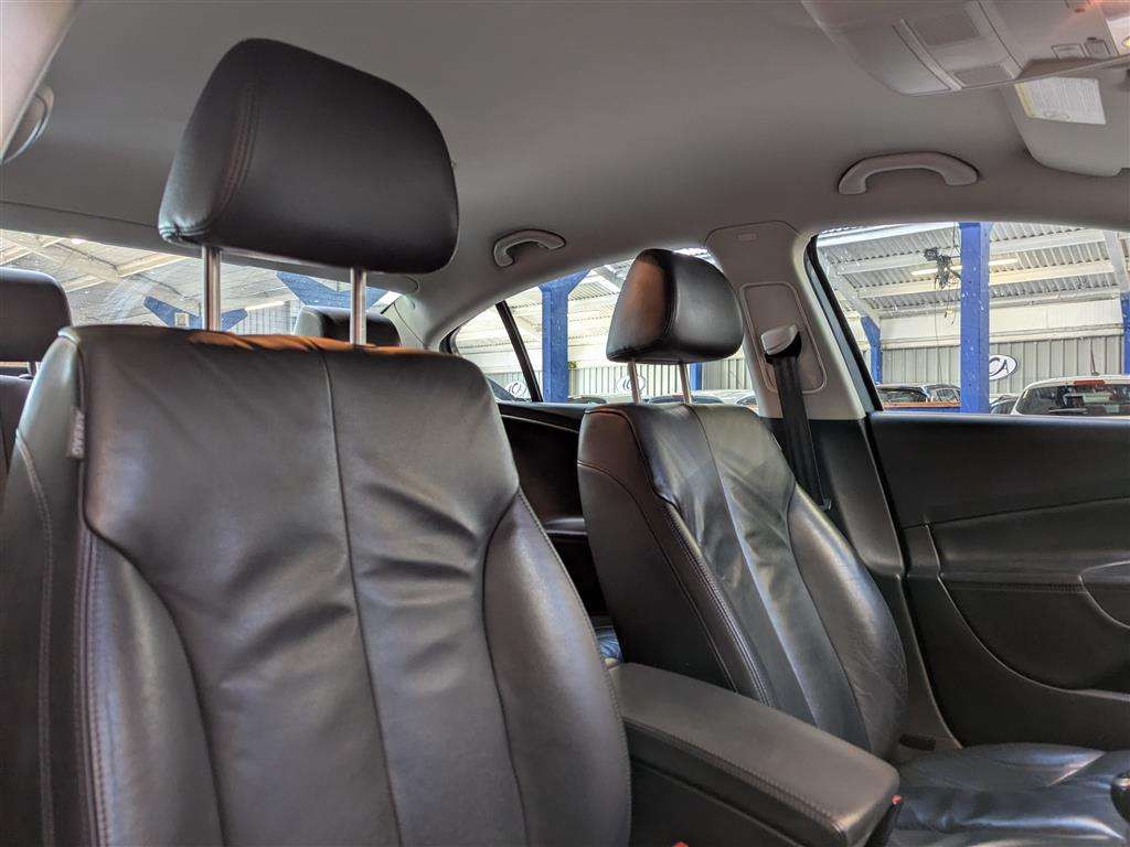 <p>2010 VOLKSWAGEN PASSAT HIGHLINE+ TDI 140</p>