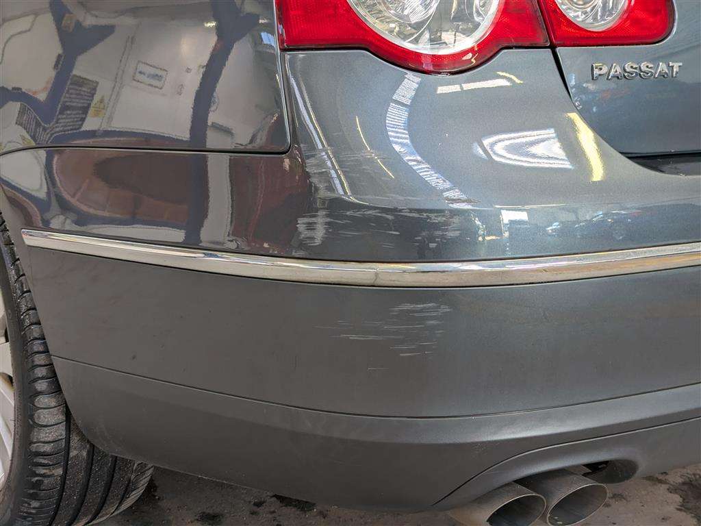 <p>2010 VOLKSWAGEN PASSAT HIGHLINE+ TDI 140</p>