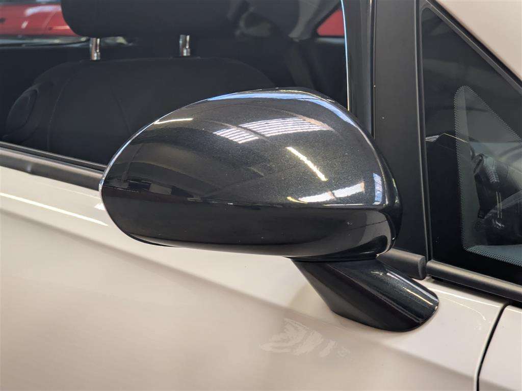 <p>2016 VAUXHALL CORSA LIMITED EDITION</p>