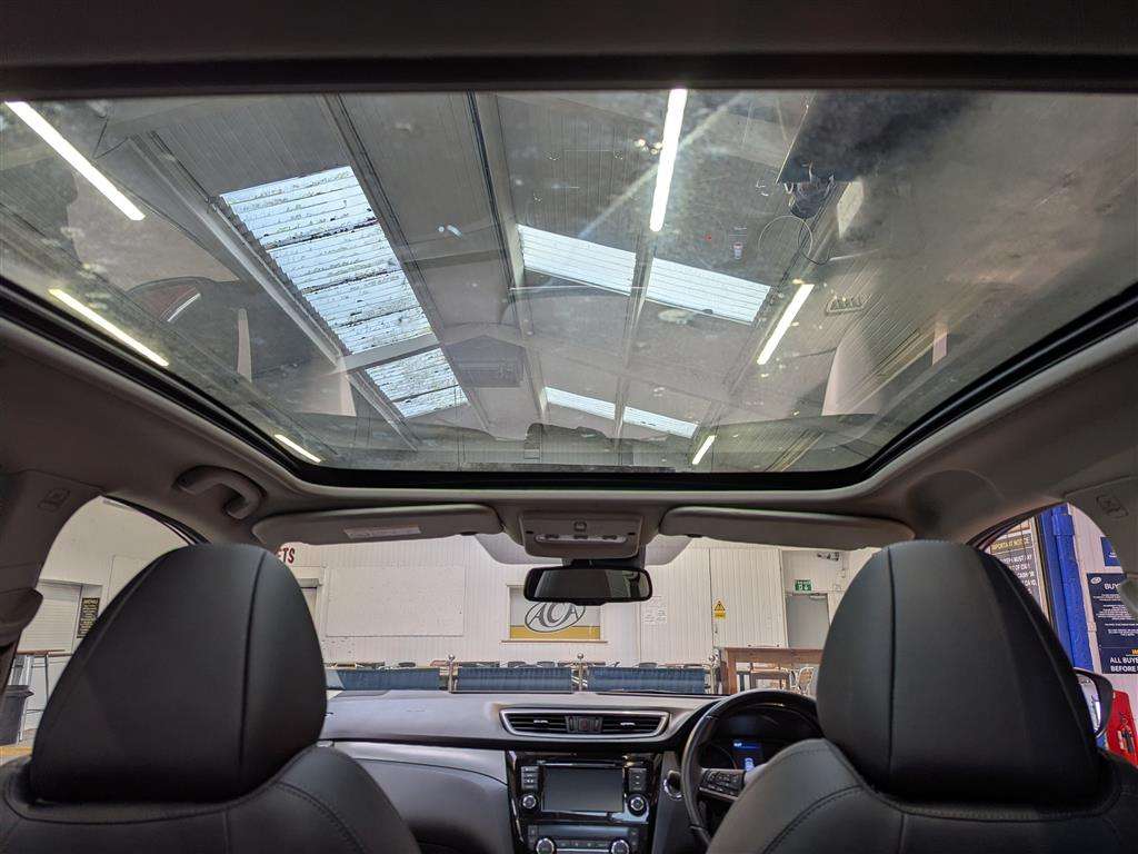 <p>2019 NISSAN QASHQAI TEKNA DIG-T</p>