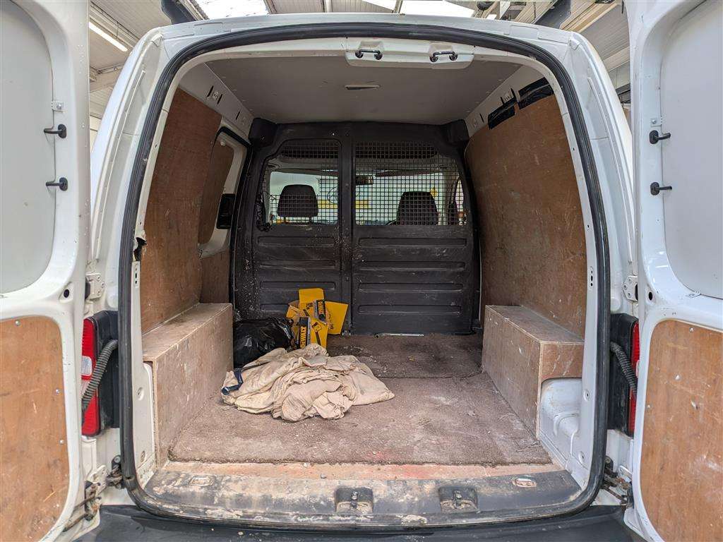 <p>2014 VOLKSWAGEN CADDY C20 STARTLINE TDI</p>