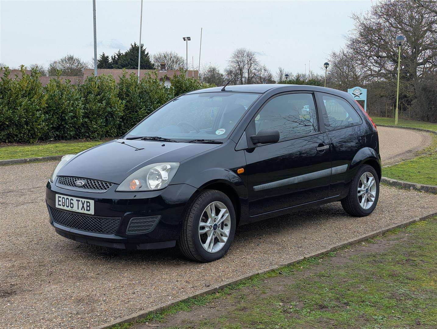 <p>2006 FORD FIESTA STYLE</p>