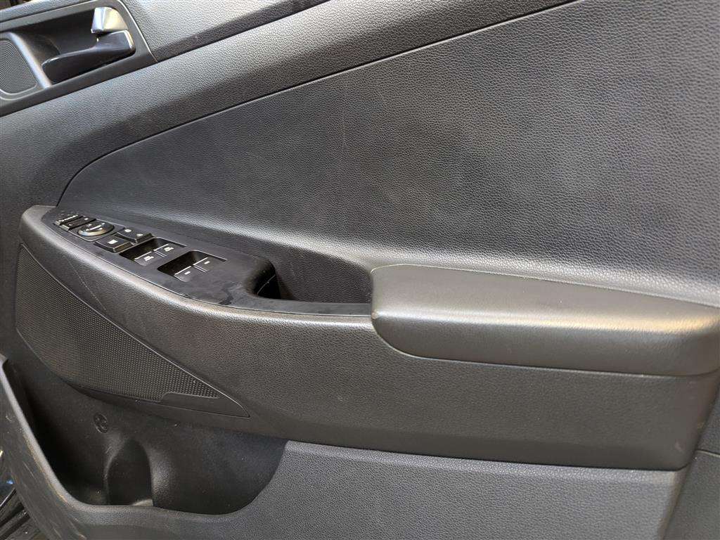 <p>2020 HYUNDAI TUCSON N LNE 48V MHEV CRD</p>