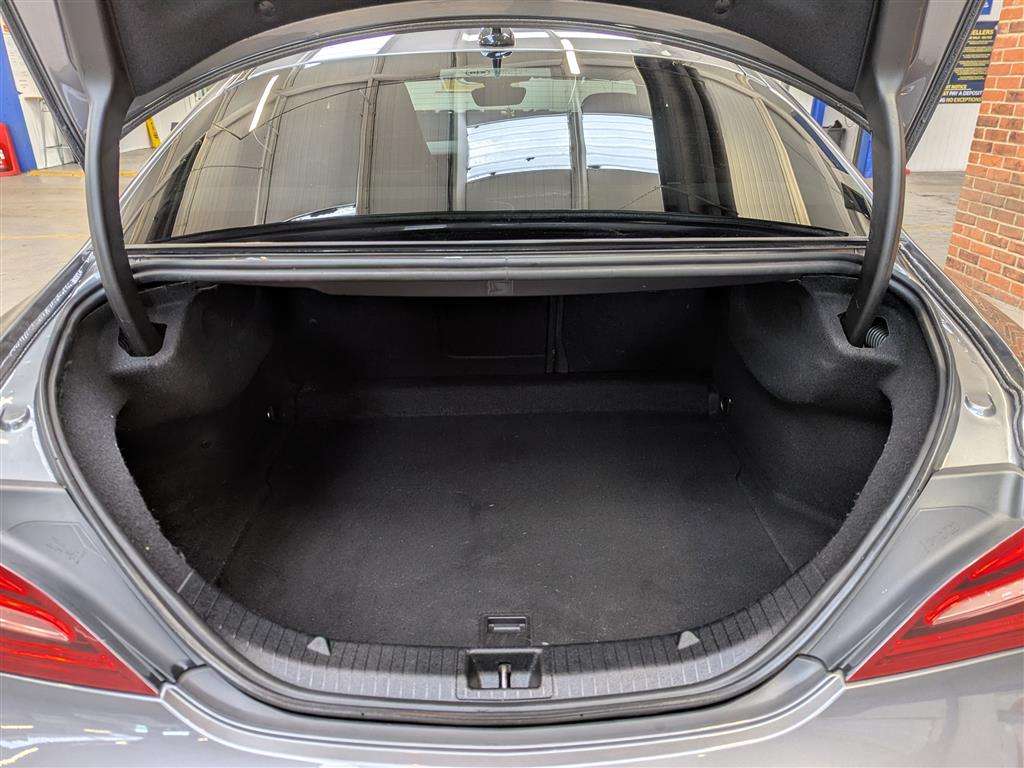 <p>2017 MERCEDES-BENZ CLA 220 D AMG LINE AUTO</p>