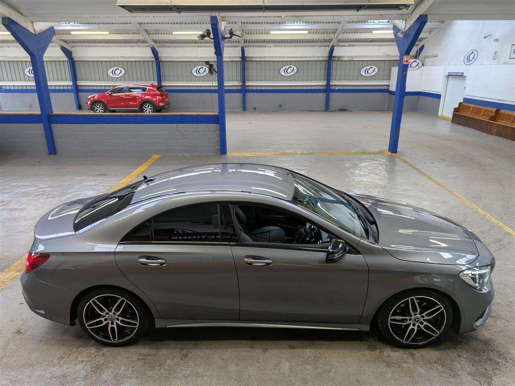 <p>2017 MERCEDES-BENZ CLA 220 D AMG LINE AUTO</p>