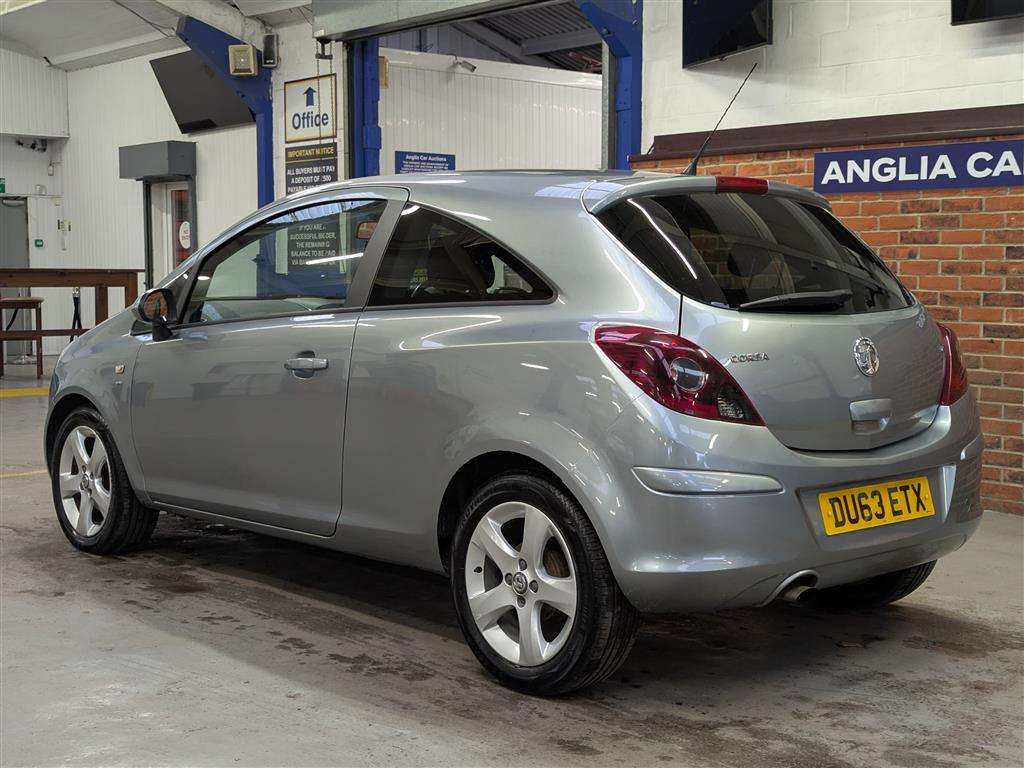 <p>2013 VAUXHALL CORSA SXI AC</p>