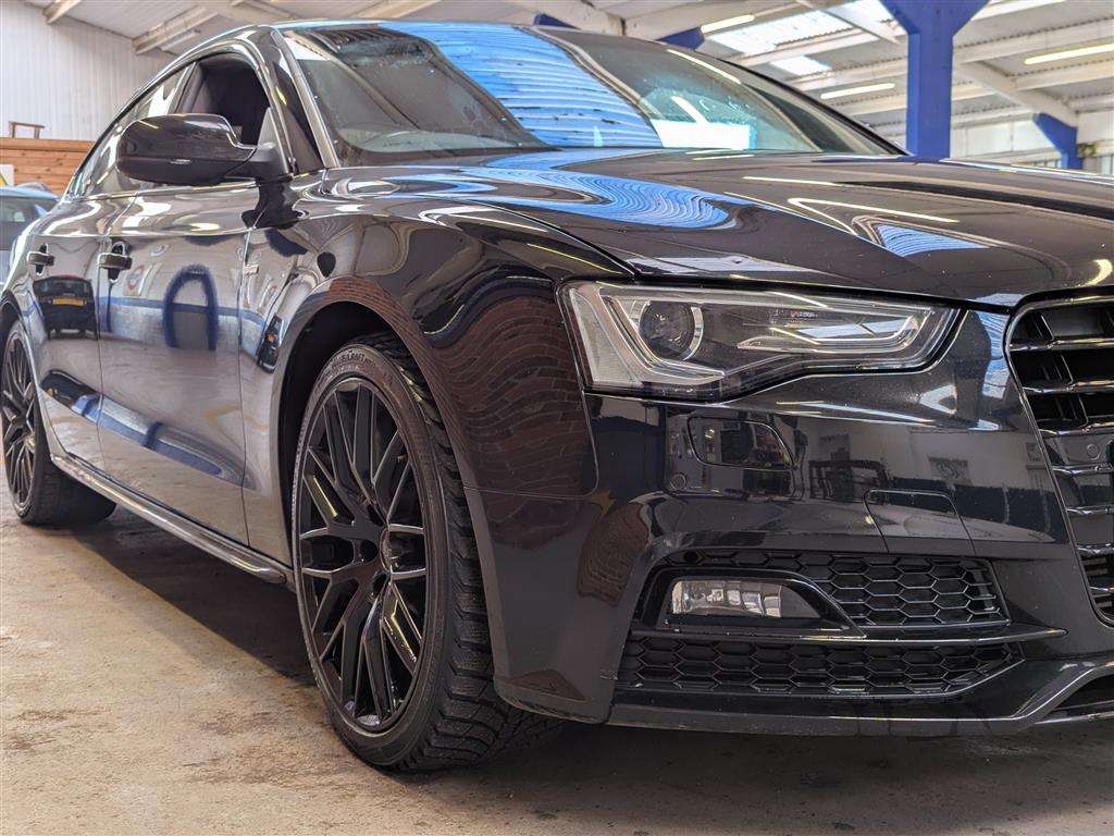<p>2016 AUDI A5 S LINE BLK ED + TFSI AUTO</p>