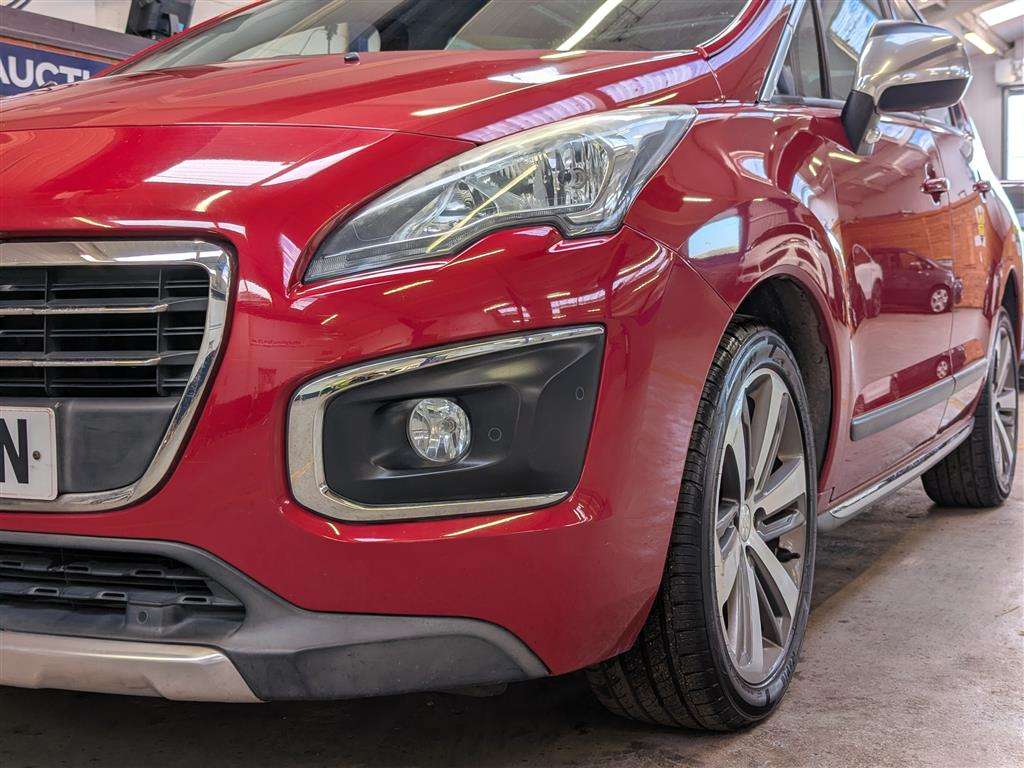 <p>2015 PEUGEOT 3008 ALLURE PURE TECH S/S</p>