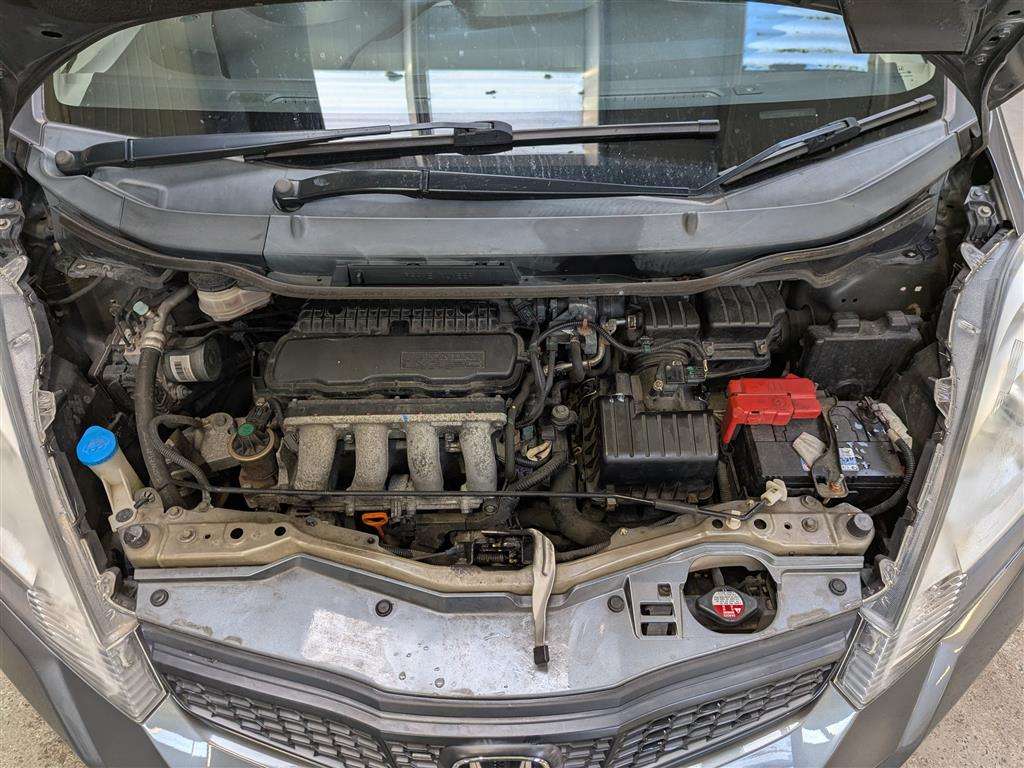 <p>2013 HONDA JAZZ I-VTEC ES CVT</p>