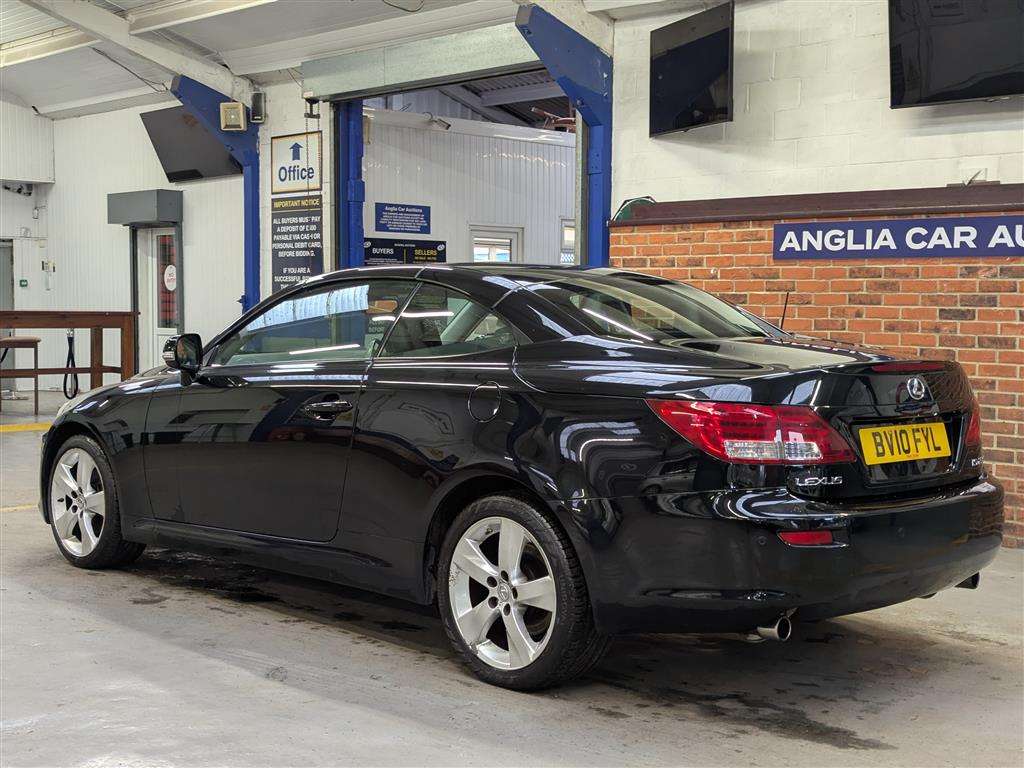 <p>2010 LEXUS IS 250C SE-L AUTO</p>