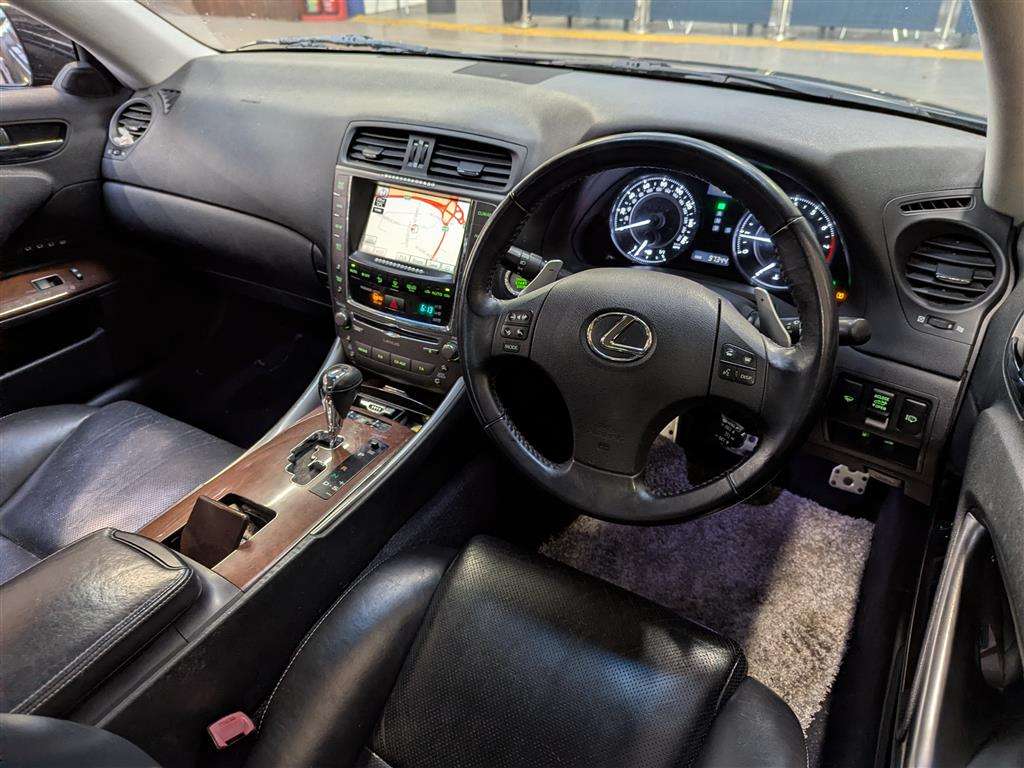 <p>2010 LEXUS IS 250C SE-L AUTO</p>