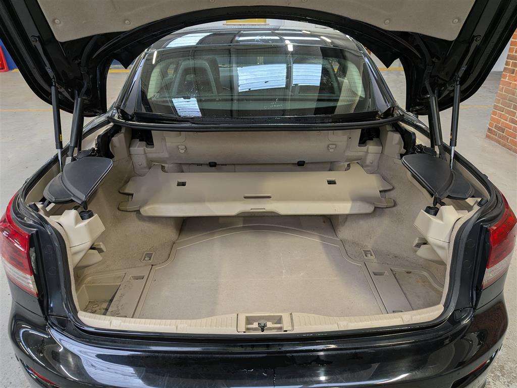 <p>2010 LEXUS IS 250C SE-L AUTO</p>