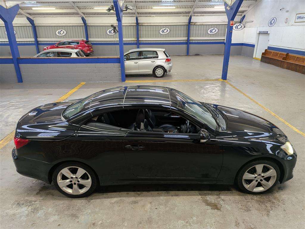 <p>2010 LEXUS IS 250C SE-L AUTO</p>