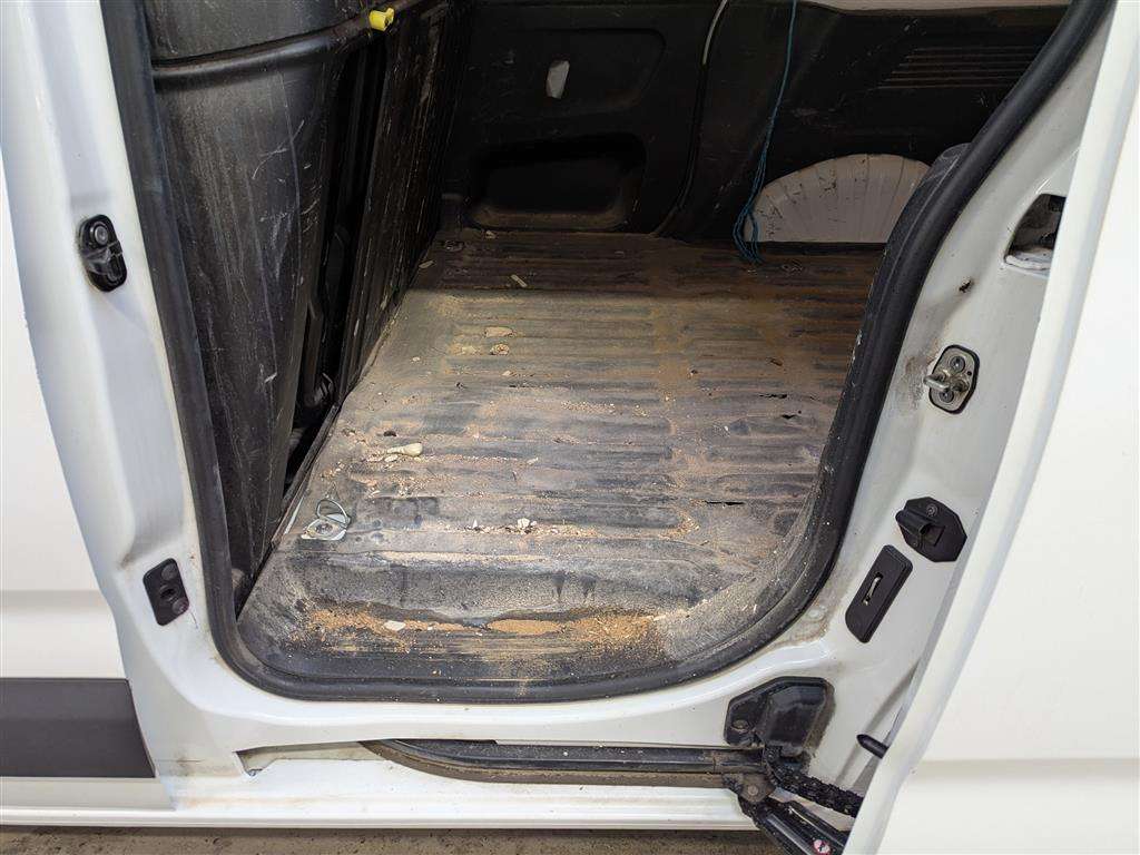 <p>2019 CITROEN BERLINGO 650 EN-PRISE BLU</p>