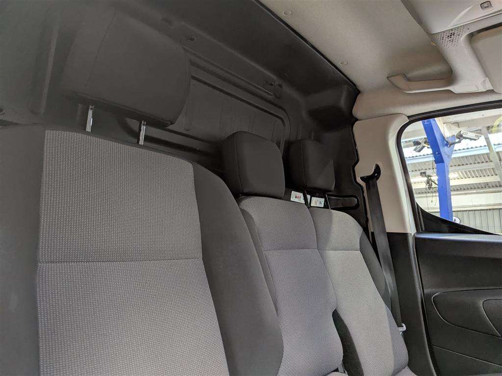 <p>2019 CITROEN BERLINGO 650 EN-PRISE BLU</p>