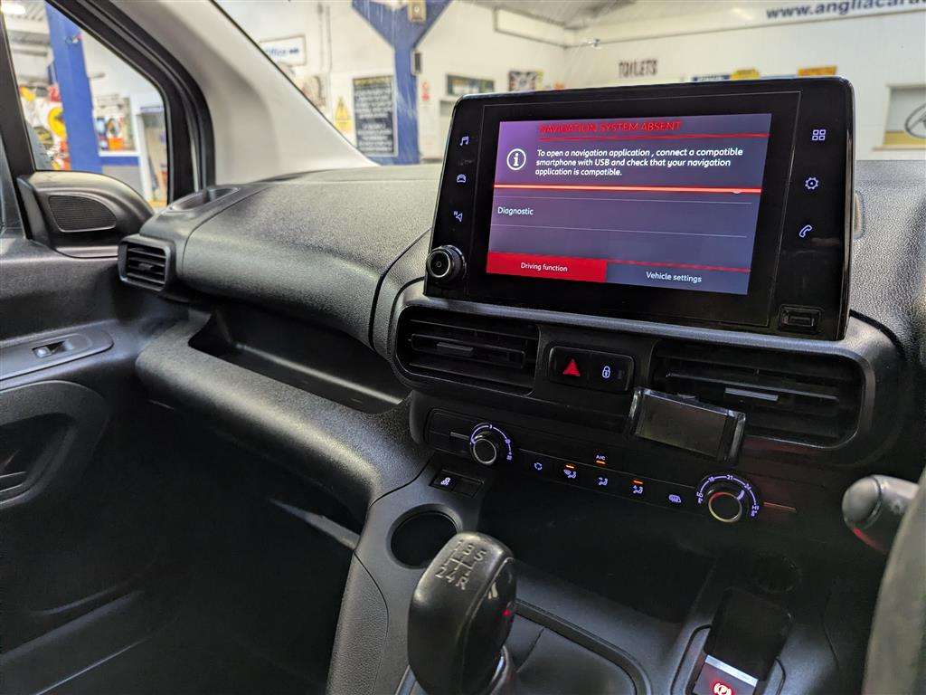 <p>2019 CITROEN BERLINGO 650 EN-PRISE BLU</p>