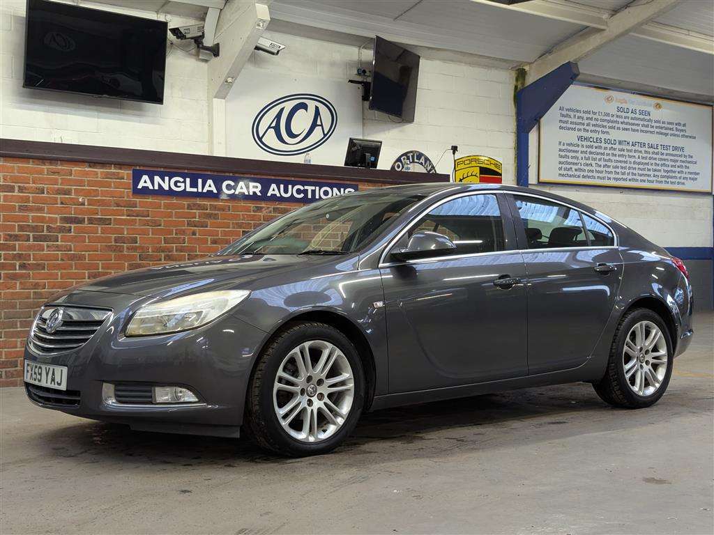 <p>2009 VAUXHALL INSIGNIA EXCLUSIV</p>